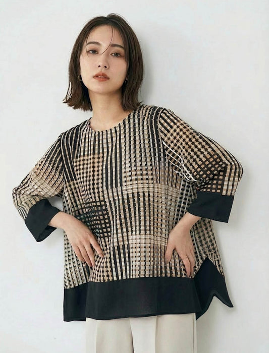 バイカラー裾切り替え・モダンチェックブラウス