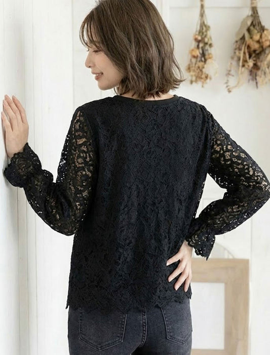 スカラップヘム・総レースプルオーバー