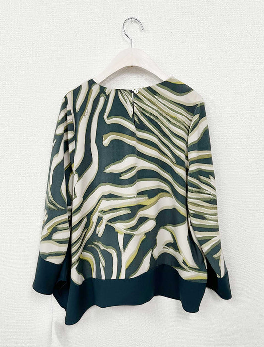 アニマルニュアンス・バイカラーワイドプルオーバー