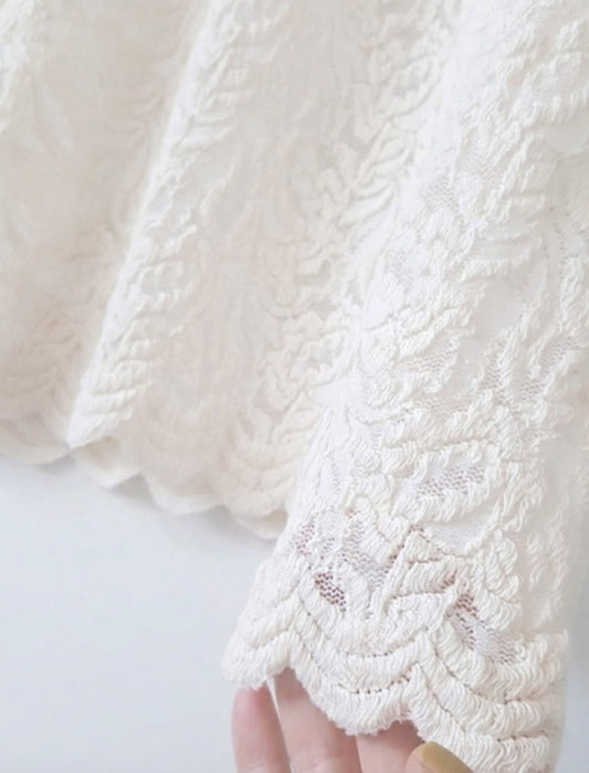 メロウボタニカル・シアーレースハイネックトップス