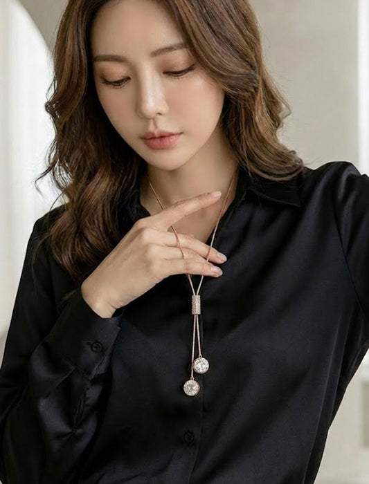 クリスタルモチーフ・ロングY字スライドネックレス