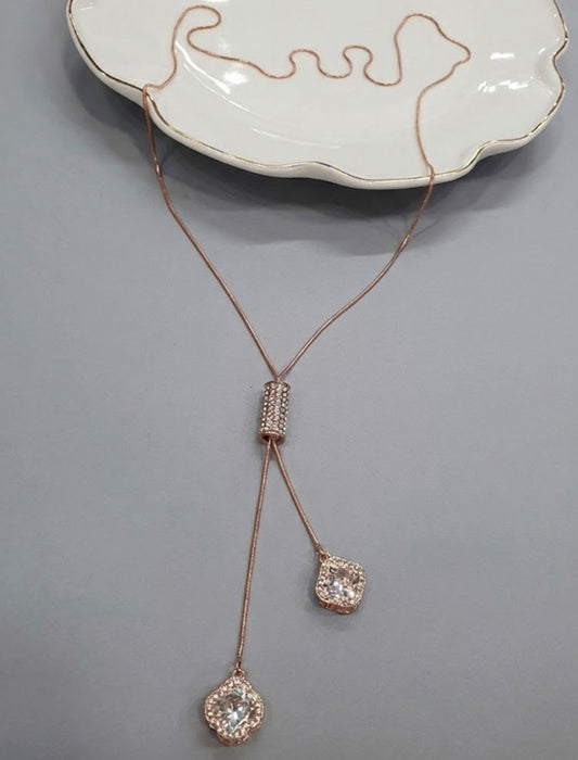 クリスタルモチーフ・ロングY字スライドネックレス