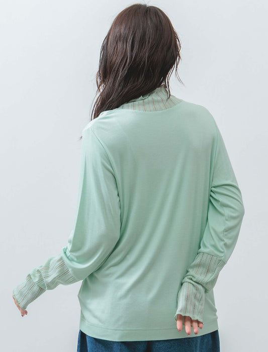 シアーリブ×ハイネック大人の抜け感トップス