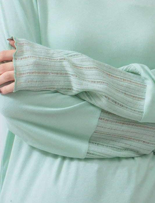 シアーリブ×ハイネック大人の抜け感トップス