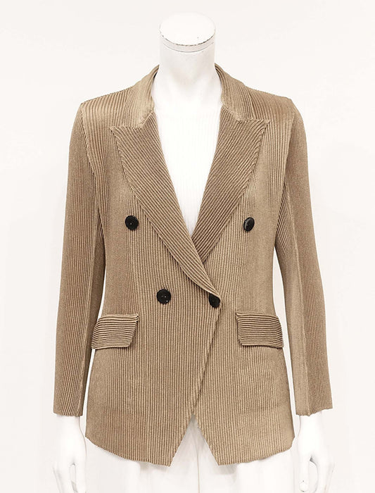 ＜SPECCHIO＞シャトルプリーツ ピークドラペル ダブルブレスト ジャケット