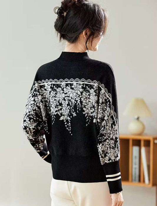 ボタニカル刺繍風 ハイネックドルマンニット