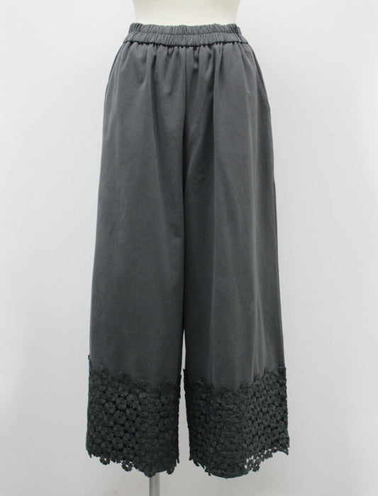 裾レース配色パンツ