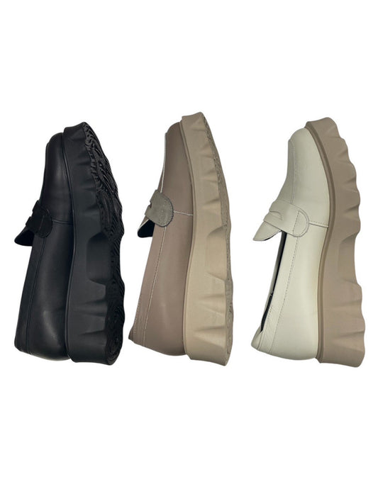 ＜カリシモアルテ＞厚底ボリュームソール・コインローファー