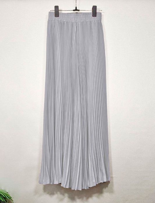 極細ランダムプリーツ フレアワイドパンツ（スカーチョ）