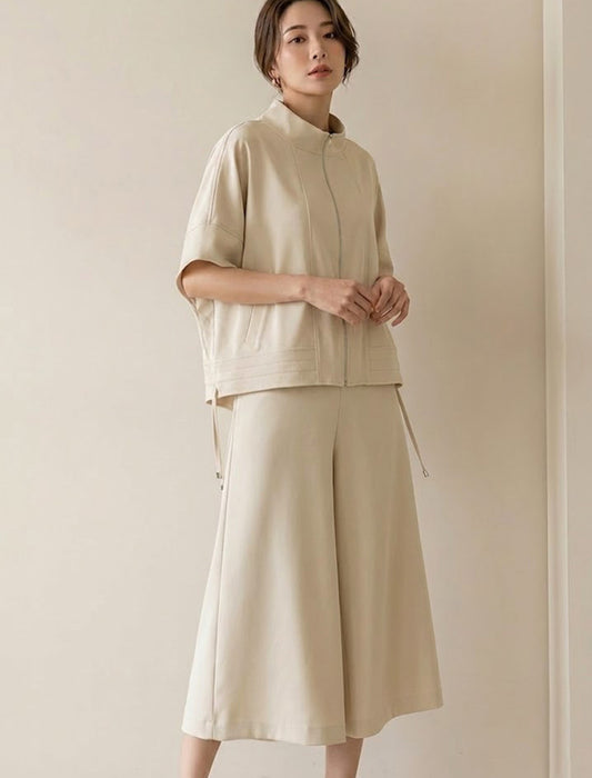 スタンドカラー ジップアップ半袖プルオーバー＆ワイドパンツ セットアップ