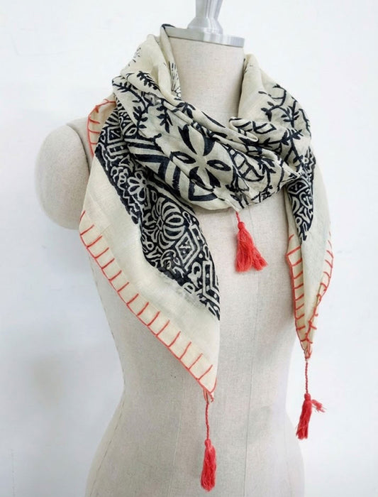 幾何学模様 ステッチデザイン タッセル付き大判ストール