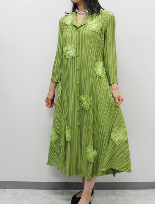 ゆったりプリーツコートワンピース