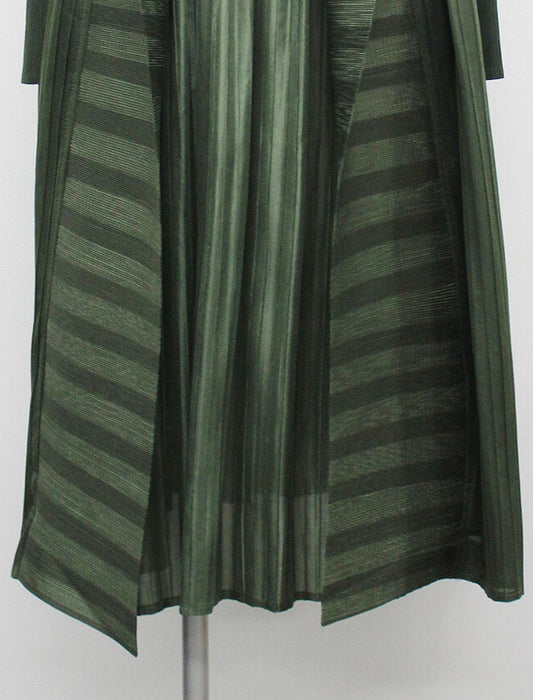 ストライプ柄入り重ね着風プリーツワンピース