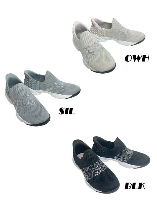 手を使わずに履ける！するっとイン超軽量ソックススリッポン