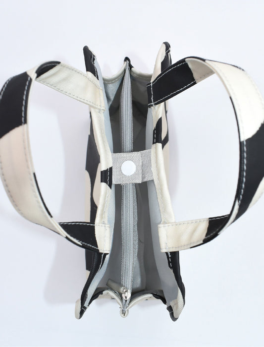 使い方いろいろ！多機能収納バッグ