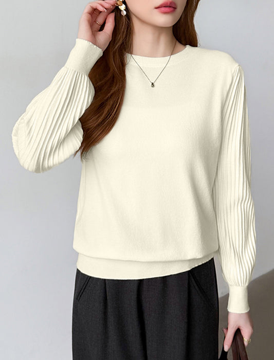 シンプルなのに印象的！プリーツスリーブニット