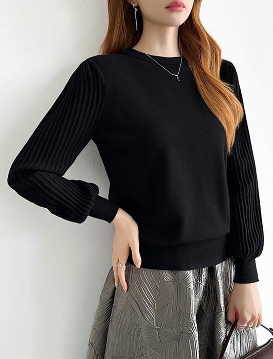 シンプルなのに印象的！プリーツスリーブニット