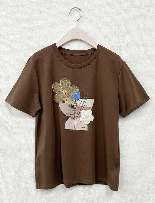 立体フラワーモチーフパッチワークＴシャツ