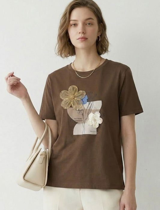 立体フラワーモチーフパッチワークＴシャツ