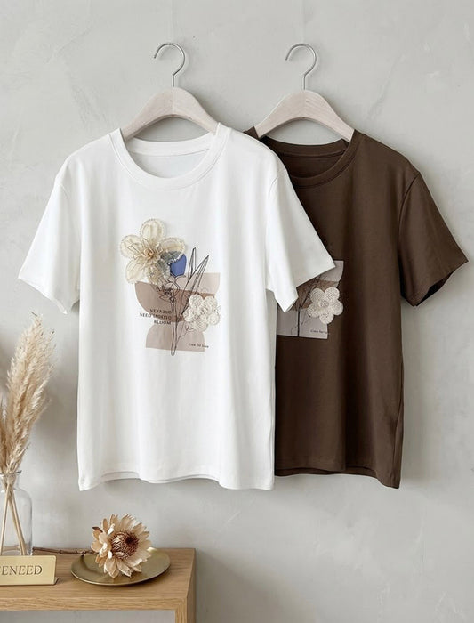 立体フラワーモチーフパッチワークＴシャツ