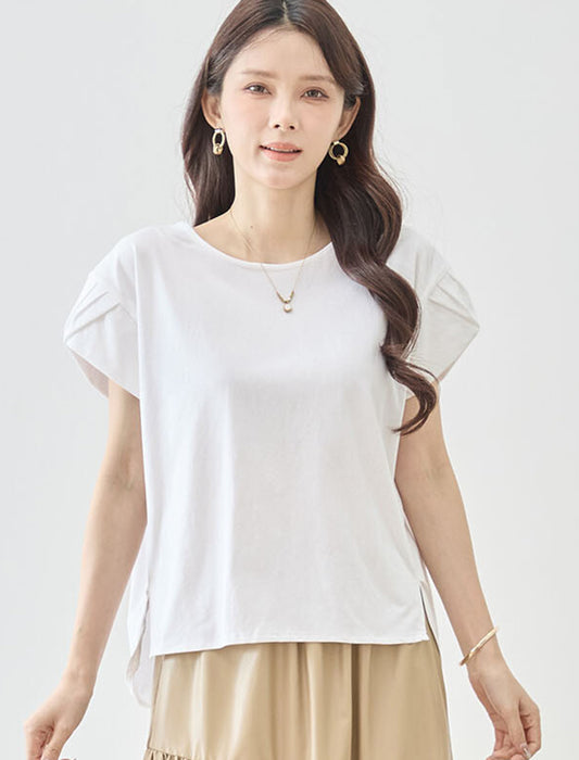 タックデザインTシャツ