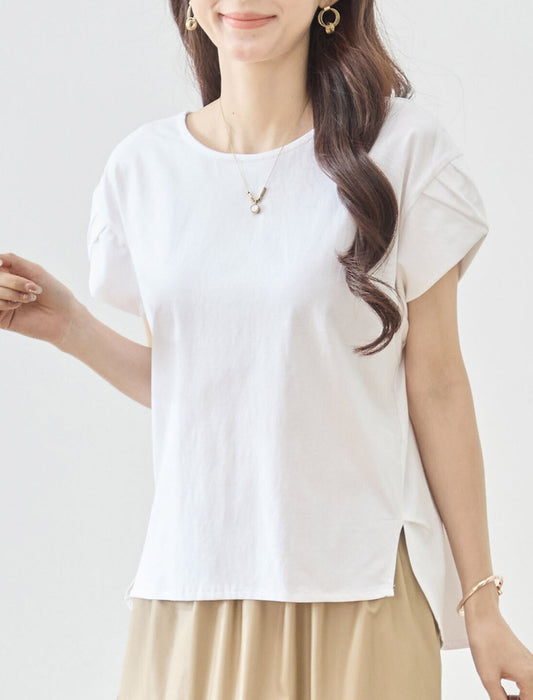タックデザインTシャツ
