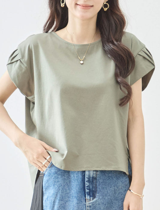 タックデザインTシャツ