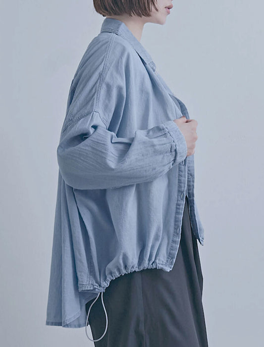 季節をまたいで活躍する一枚シアーデニムドロストシャツ