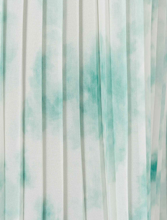 シフォンプリーツスカート