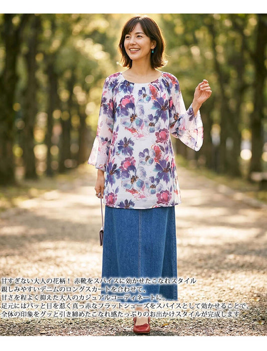 涼しげ花柄フレアスリーブブラウス
