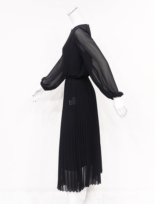 ＜SPECCHIO＞シフォンプリーツワンピース